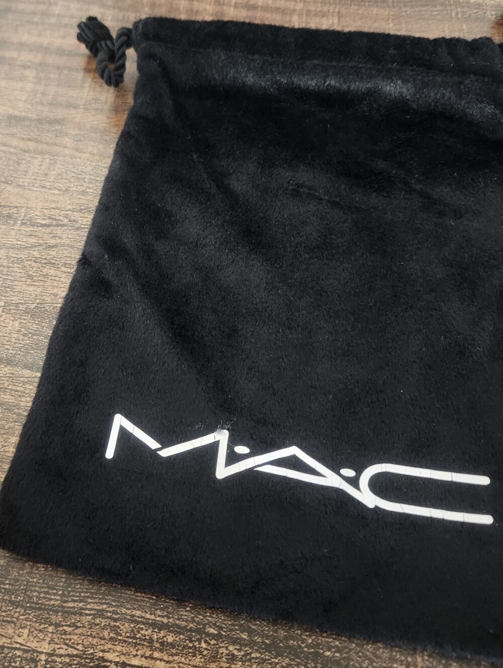MAC Black Velvet Drawstring Pouch - Picture 2 of 7